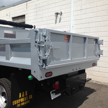 Double acting hinged tailgate